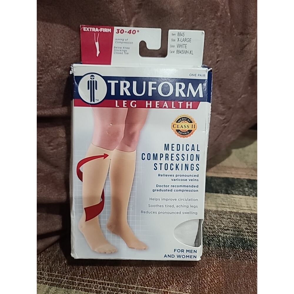 New TRUFORM Medical Compression Stockings 30-40 Below Knee Closed Toe XL White